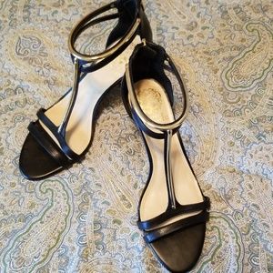Vince Carmuto low heeled sandals Sz 8